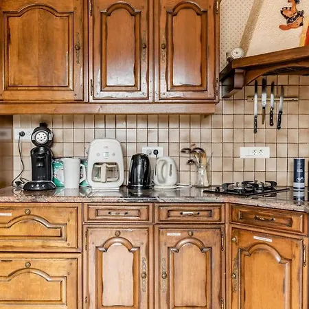 Belle Maison 300m2 - 8 Pieces Grand Sejour Salle A Manger - Cuisine Equipee - 15 Personnes - Vues Panoramiques ! Vila