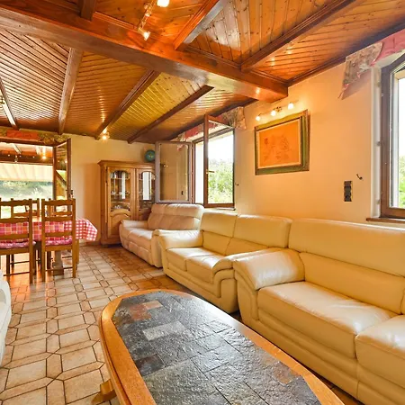Belle Maison 300m2 - 8 Pieces Grand Sejour Salle A Manger - Cuisine Equipee - 15 Personnes - Vues Panoramiques ! *