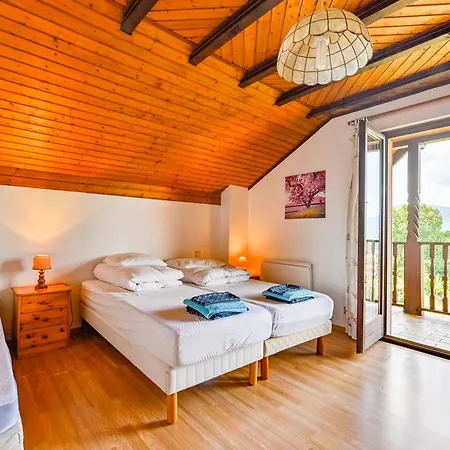 Vila Belle Maison 300m2 - 8 Pieces Grand Sejour Salle A Manger - Cuisine Equipee - 15 Personnes - Vues Panoramiques ! *